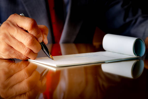 What Makes a Top Cheque Bounce Lawyer Delhi Choice Worth Considering for a Payment Dispute